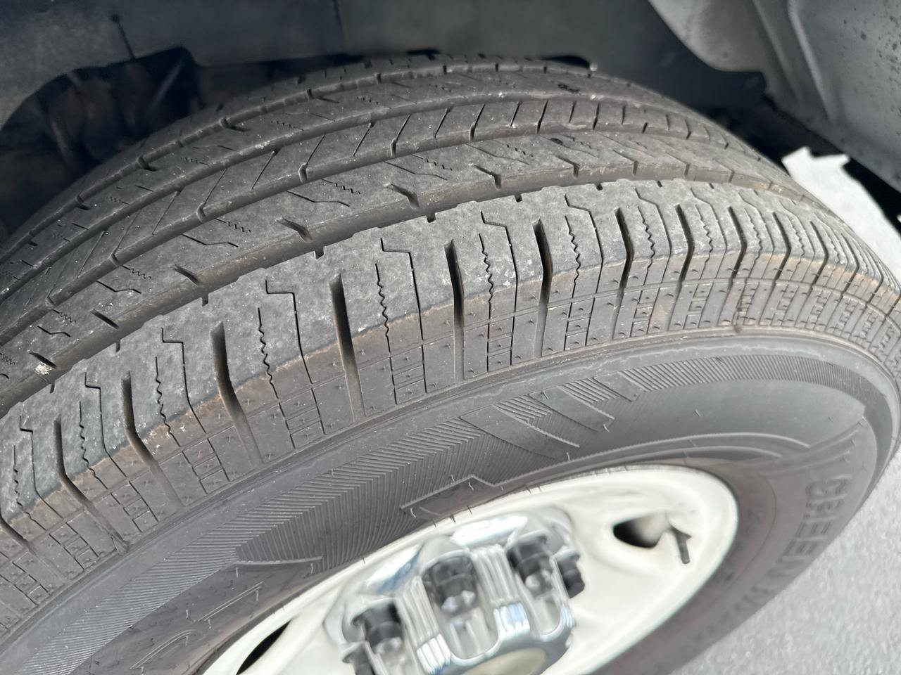 Used 2015 GMC Savana 2500 RWD image 22