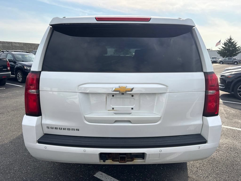 Used 2018 Chevrolet Suburban LT AWD/4WD image 8