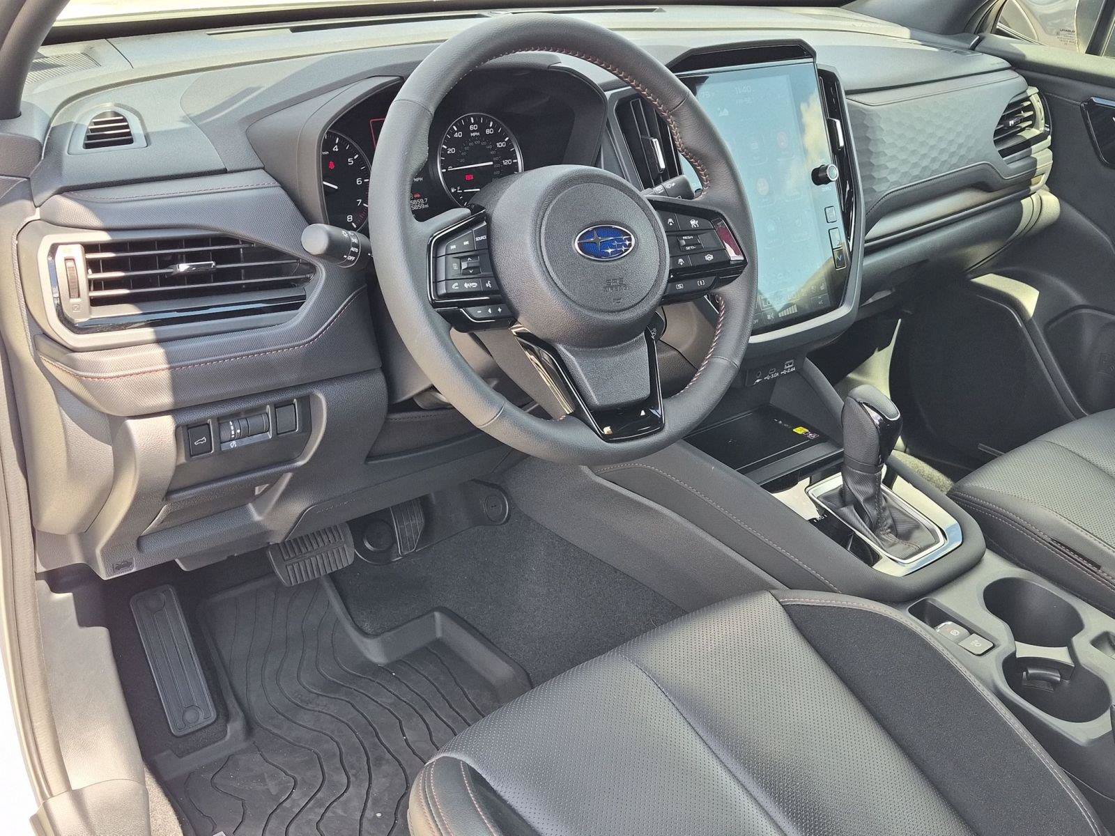 Used 2025 Subaru Forester Touring AWD/4WD image 10