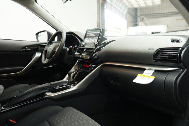 New 2026 Mitsubishi Eclipse Cross LE AWD/4WD image 16