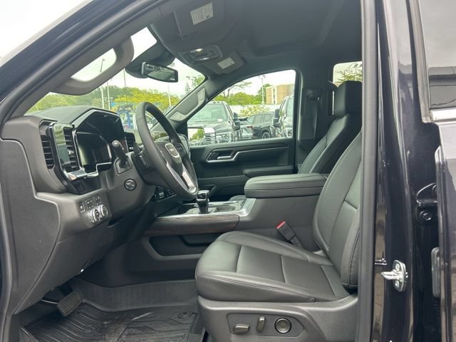 New 2026 GMC Sierra 1500 SLT w/ SLT Premium Package AWD/4WD image 15