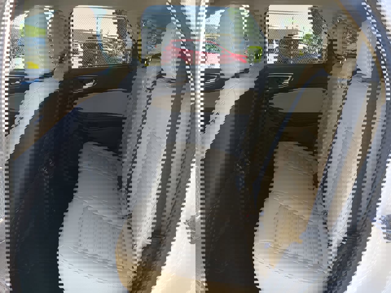 Certified 2024 Ford Edge SEL w/ Convenience Package AWD/4WD image 12