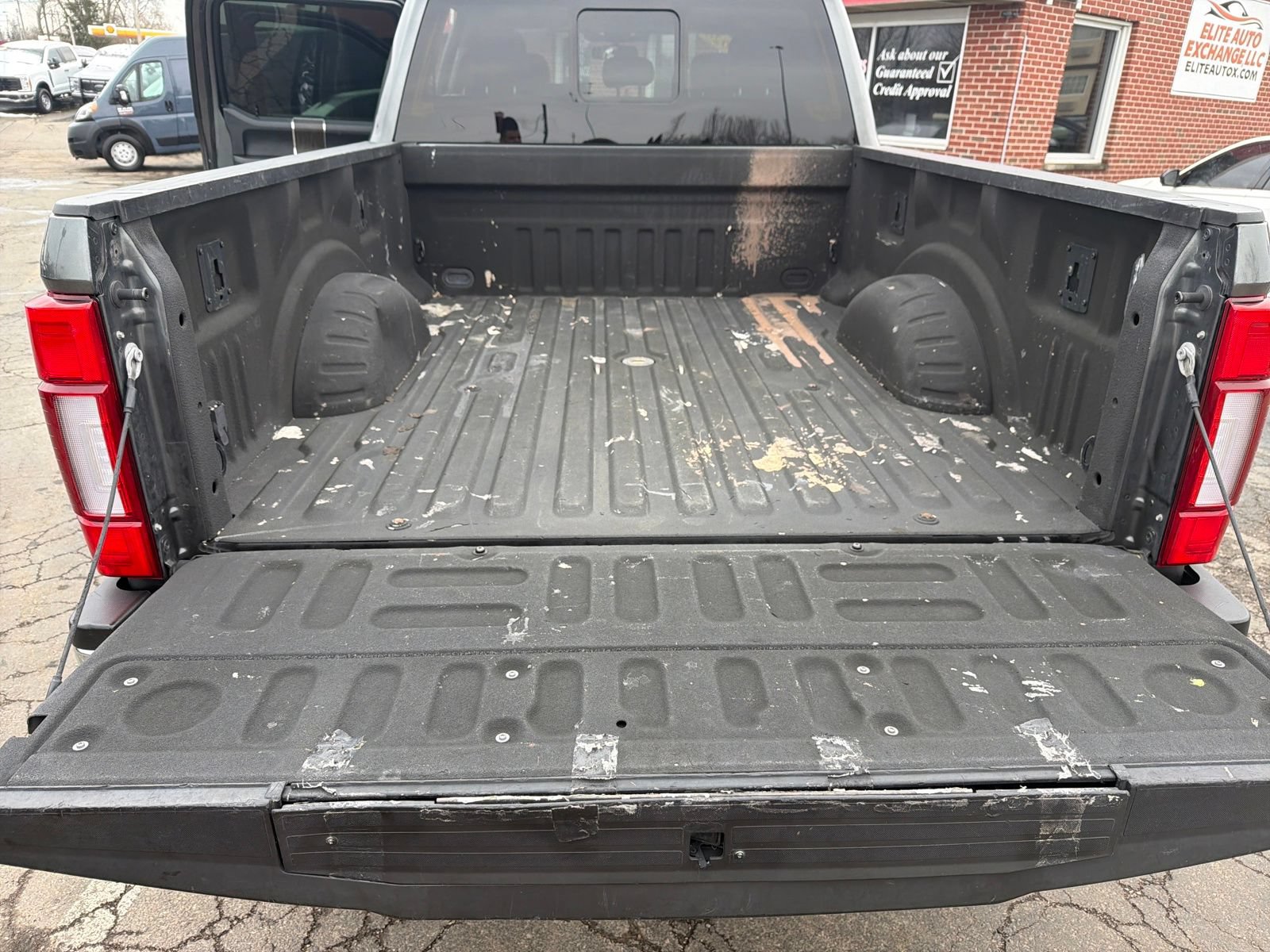 Used 2020 Ford F250 Lariat w/ Lariat Ultimate Package AWD/4WD image 28