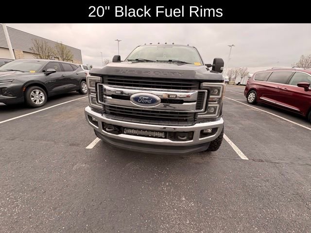 Used 2017 Ford F350 XLT w/ XLT Premium Package image 2