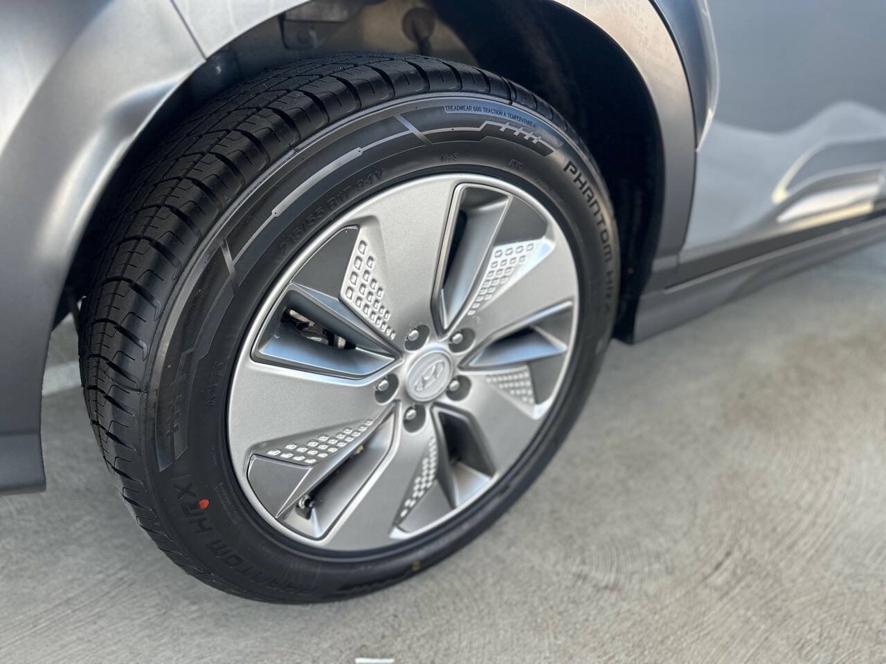 Used 2020 Hyundai Kona Ultimate w/ Cargo Package FWD image 20