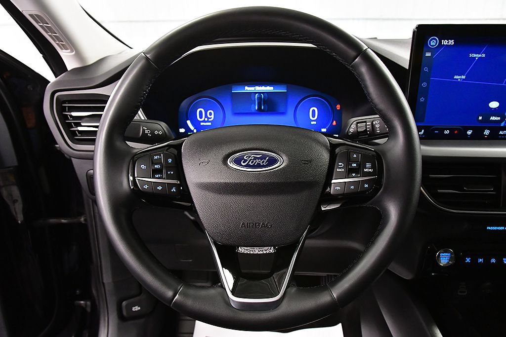 Used 2024 Ford Escape Platinum AWD/4WD image 19