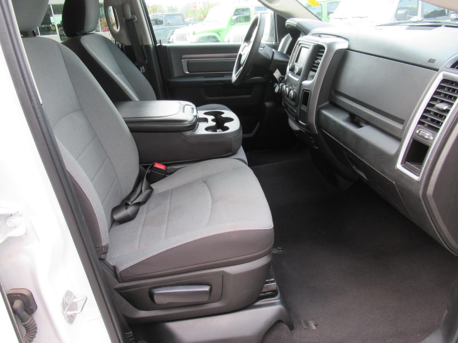 Certified 2024 RAM 1500 Classic SLT AWD/4WD image 10