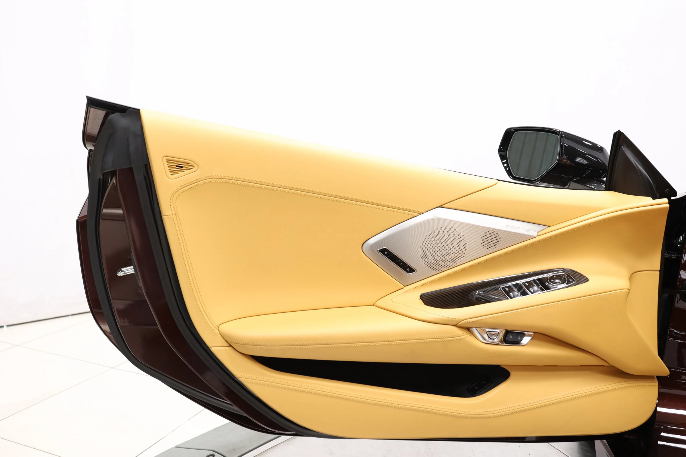 Used 2022 Chevrolet Corvette Stingray Premium Conv w/ Z51 Performance Package RWD image 12