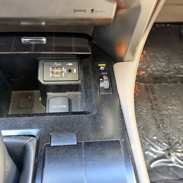 Used 2020 Lexus GX 460 Premium image 40