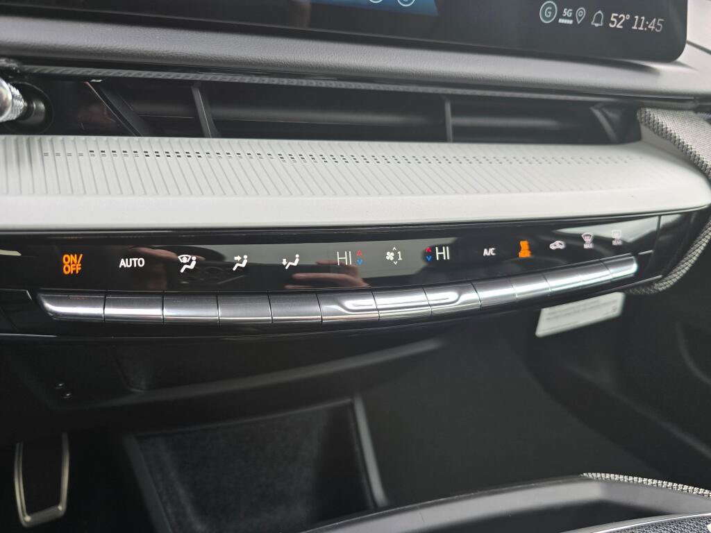 New 2026 Cadillac Optiq Sport 1 AWD/4WD image 38
