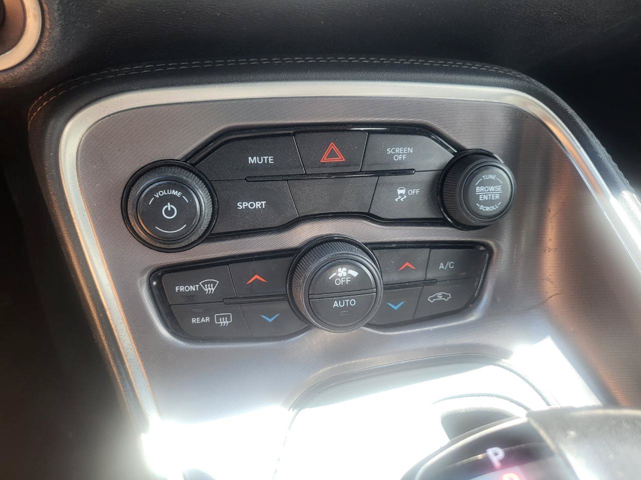 Used 2020 Dodge Challenger SXT RWD image 49