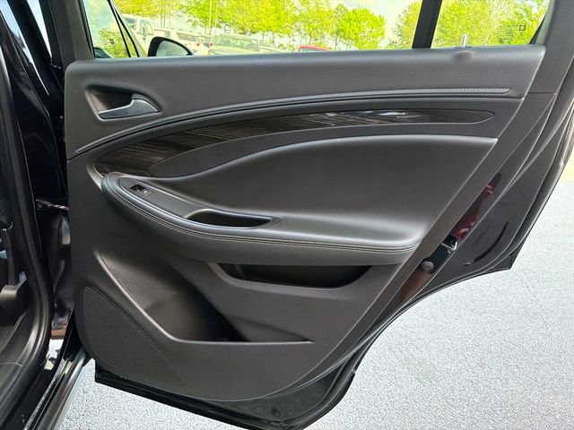 Used 2019 Buick Envision Essence image 16