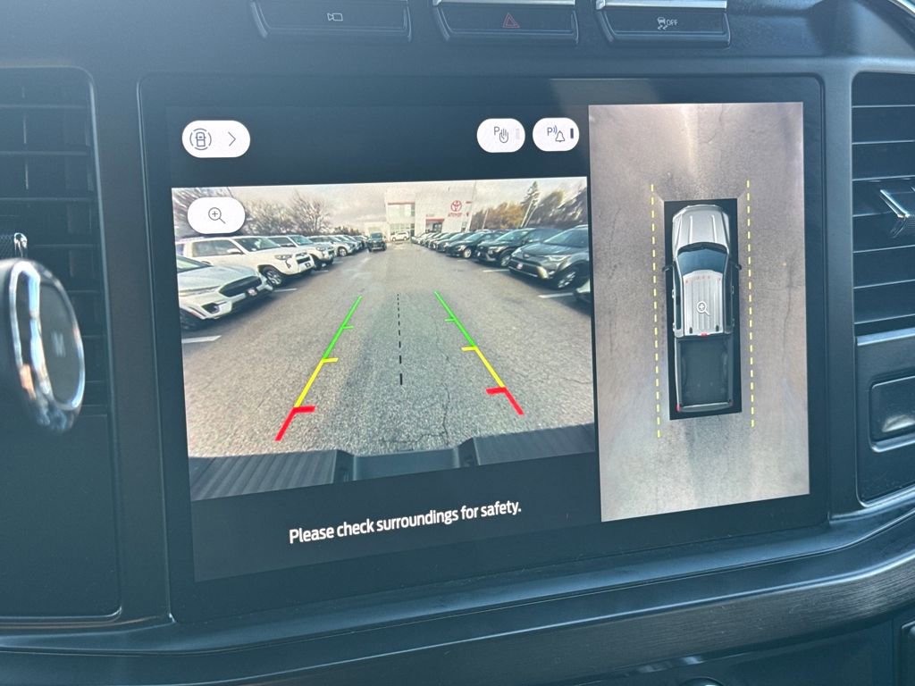 Used 2023 Ford F350 Lariat w/ Chrome Package image 37