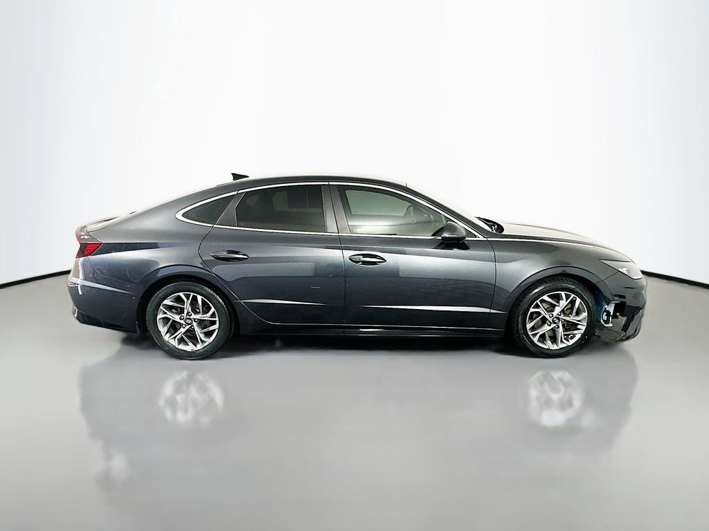 Used 2021 Hyundai Sonata SEL w/ Preferred Accessory Package image 8