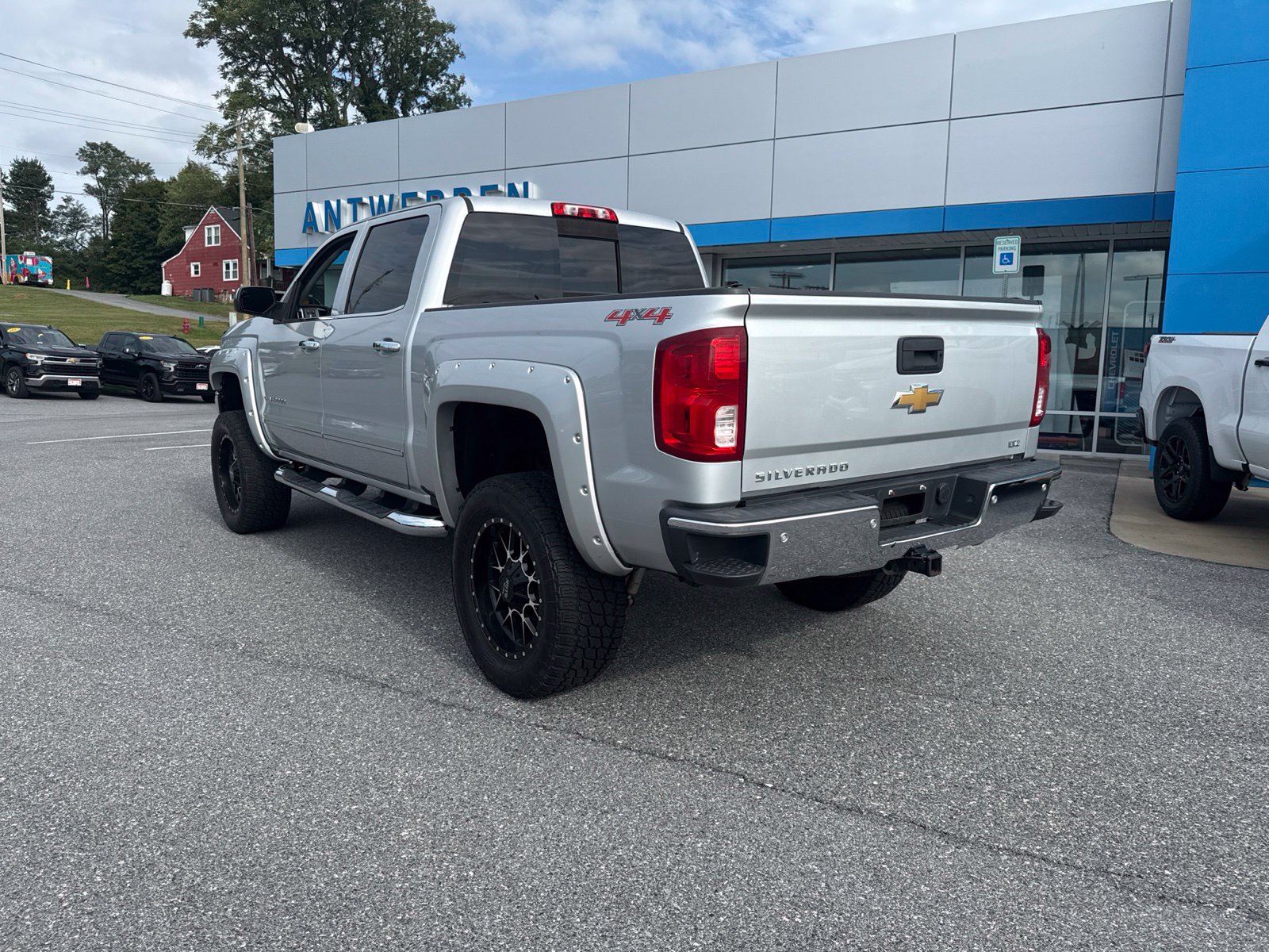 Used 2016 Chevrolet Silverado 1500 LTZ w/ Sport Package AWD/4WD image 8