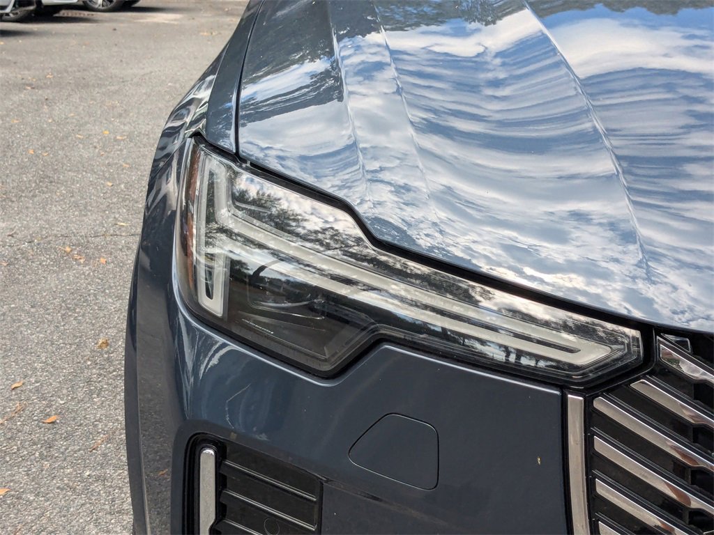 New 2026 Volvo XC90 B6 Plus w/ Protection Package Premier image 10