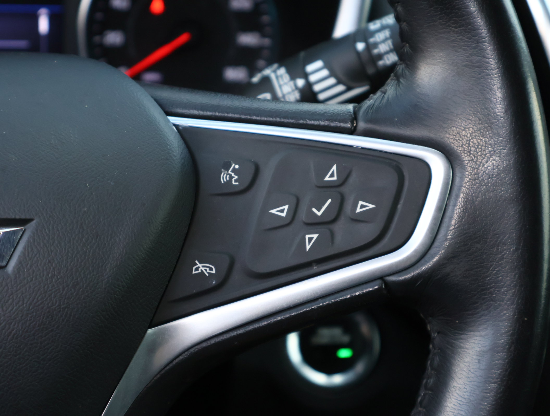 Used 2022 Chevrolet Equinox LT FWD image 15
