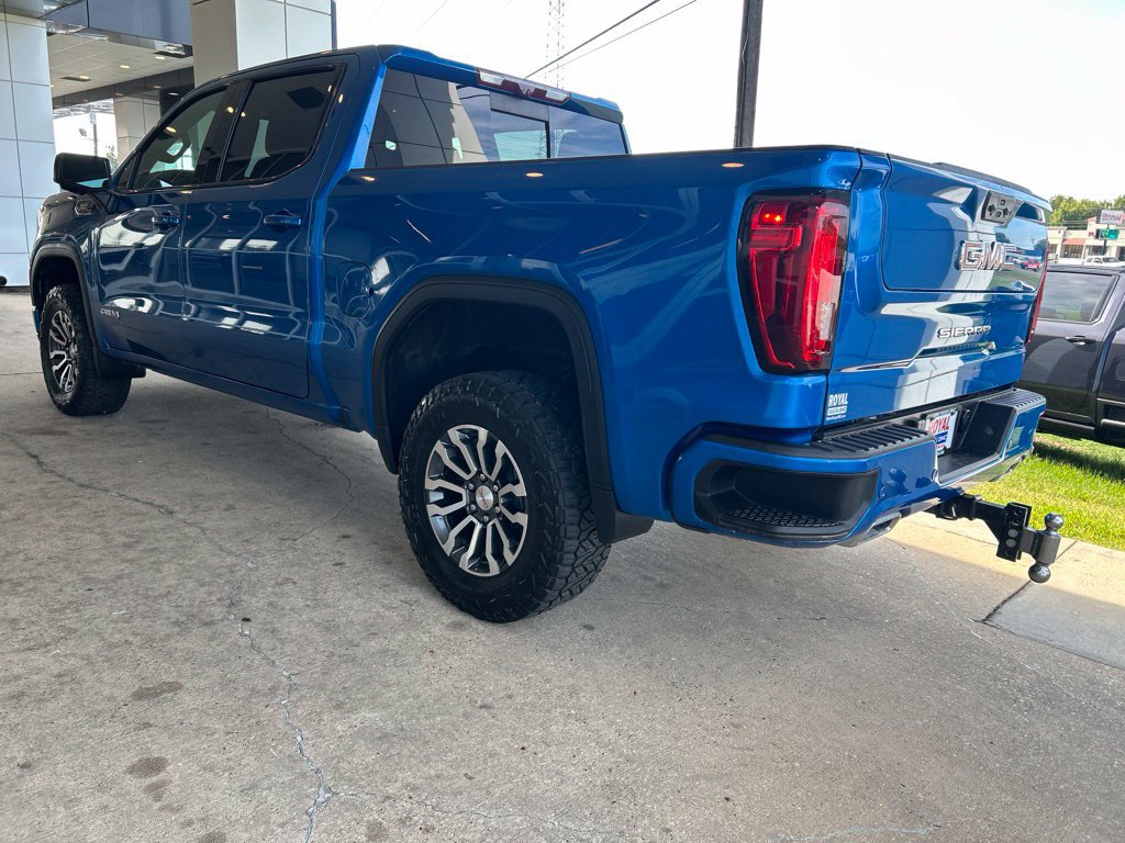 Used 2023 GMC Sierra 1500 AT4 w/ AT4 Premium Package AWD/4WD image 5