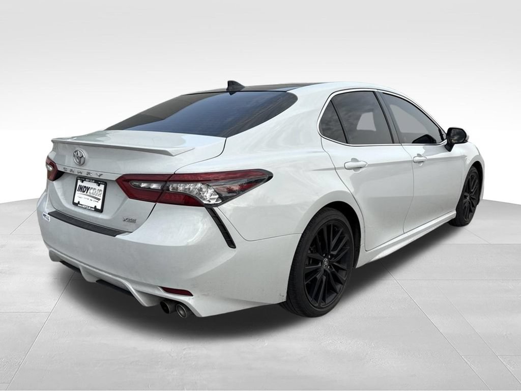 Used 2022 Toyota Camry XSE FWD image 5