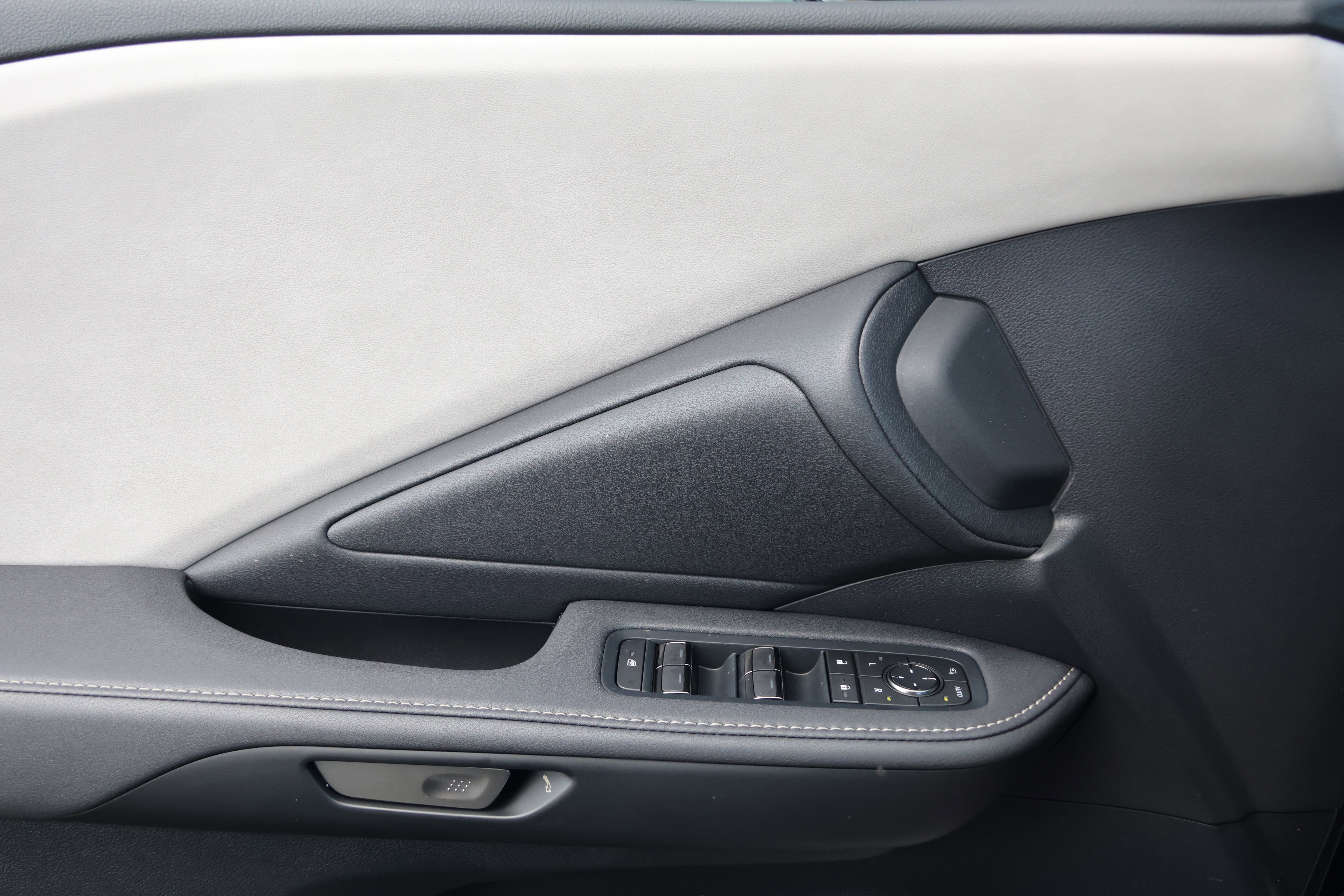 New 2026 Lexus TX 350 FWD image 12