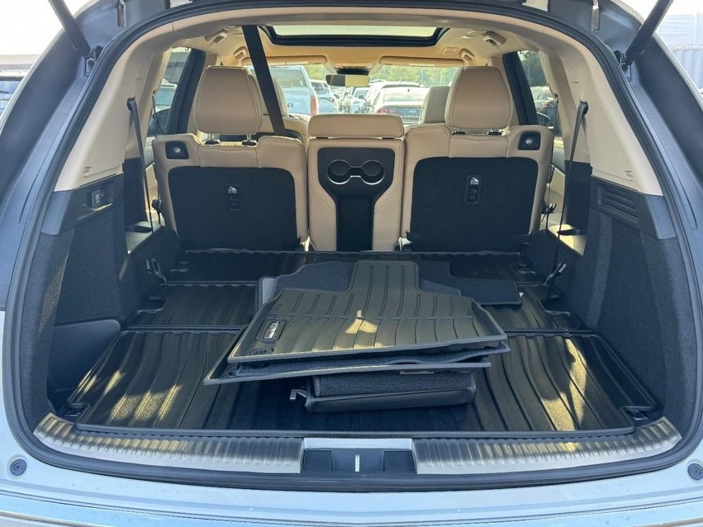 Certified 2026 Acura MDX w/ Advance Package AWD/4WD image 6