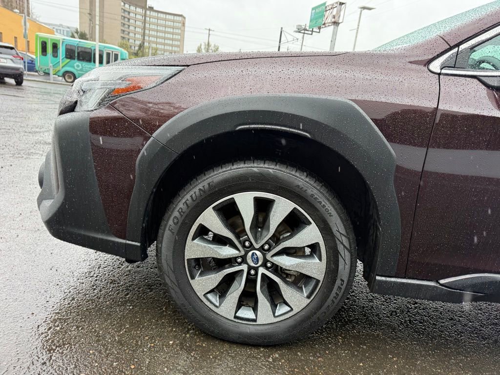 Used 2024 Subaru Outback Limited image 12