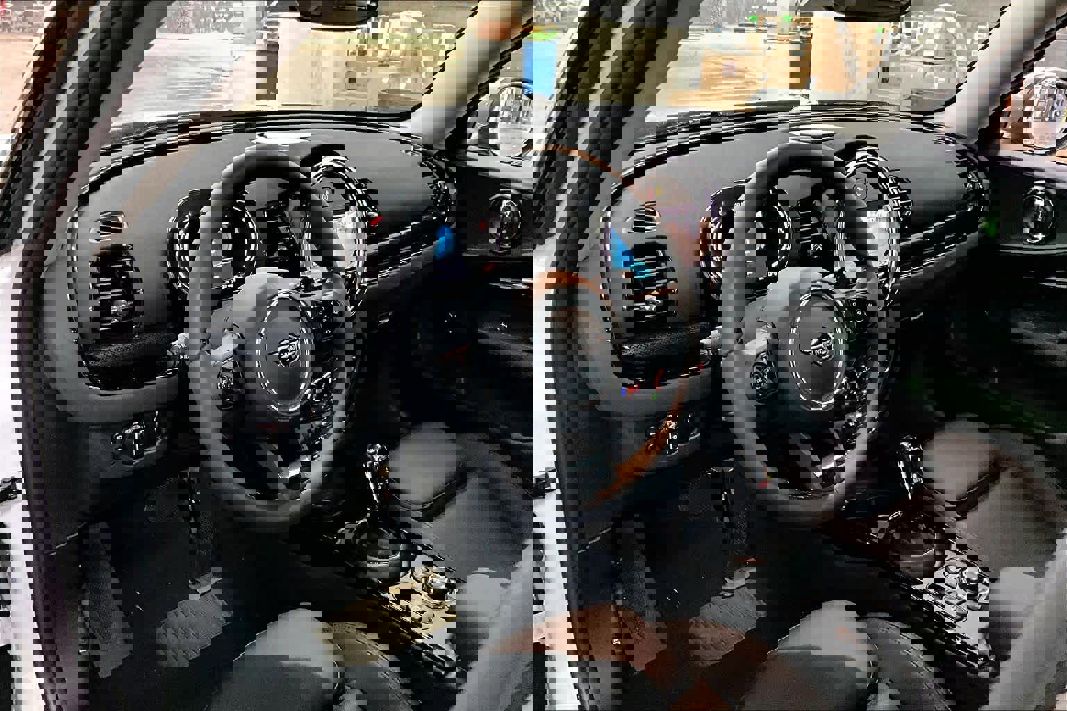 Used 2024 MINI Cooper Clubman S image 16