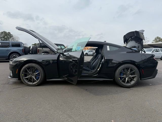 New 2026 Ford Mustang Dark Horse image 24