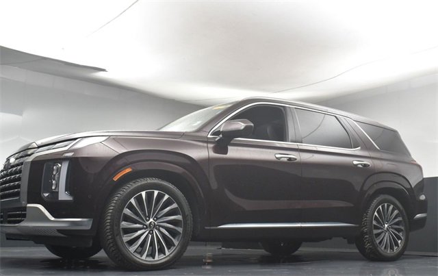 Used 2023 Hyundai Palisade Calligraphy w/ Cargo Package image 33