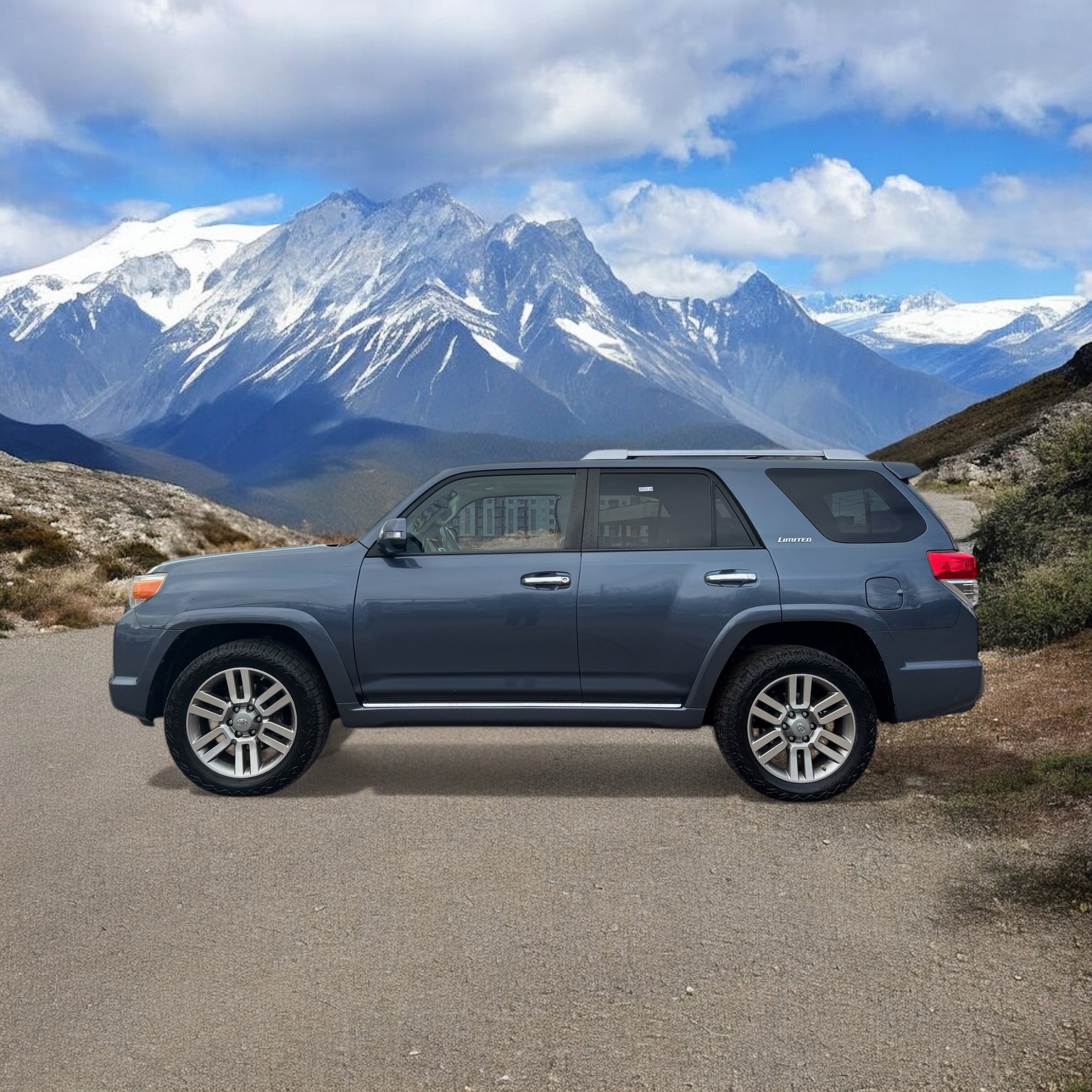 Used 2011 Toyota 4Runner Limited image 2