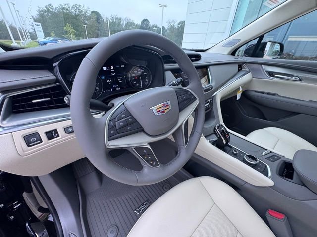 New 2026 Cadillac XT5 Premium Luxury w/ Driver Assist Package image 13