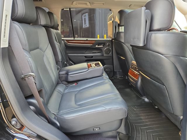 Used 2017 Lexus LX 570 4WD w/ Luxury Package image 41
