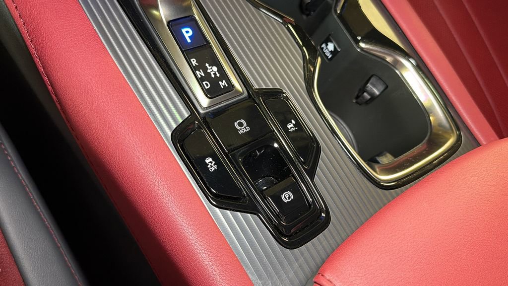 Certified 2025 Lexus RX 500h F Sport w/ Convenience Package image 28