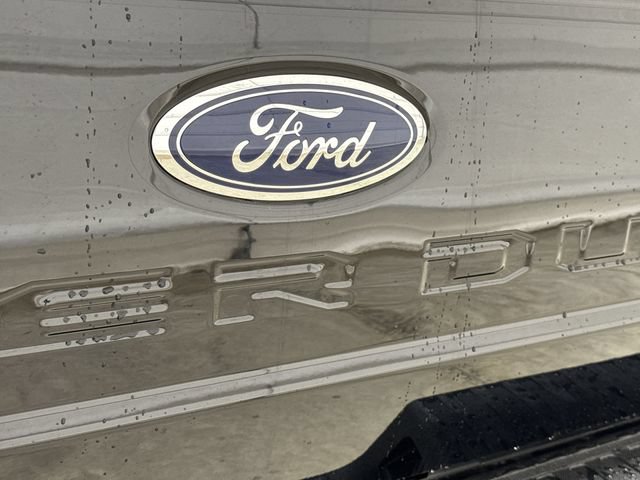 Used 2023 Ford F350 Lariat w/ Lariat Ultimate Package AWD/4WD image 31