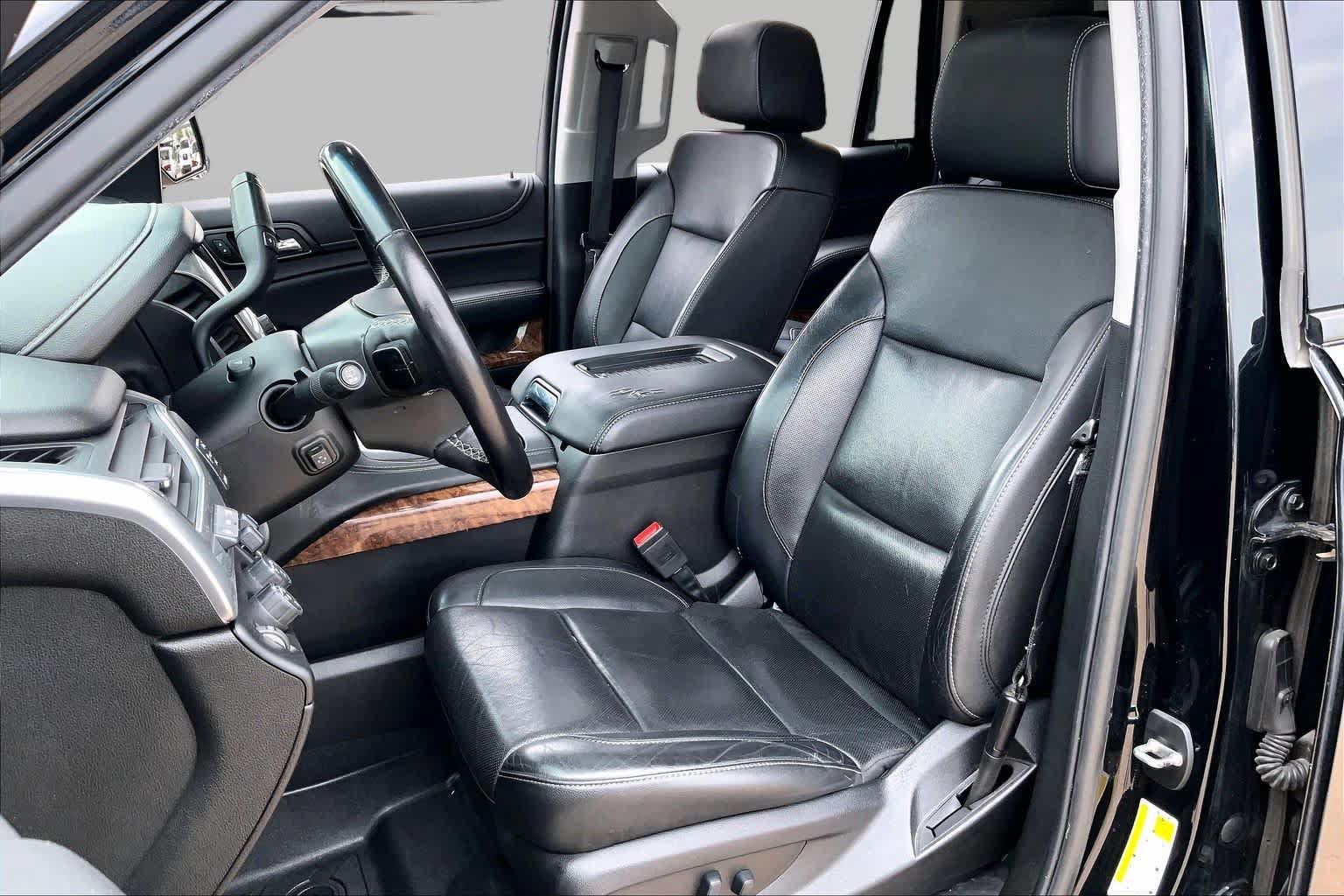 Used 2019 Chevrolet Tahoe Premier AWD/4WD image 7