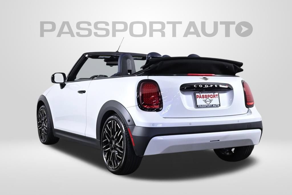 Certified 2025 MINI Cooper S FWD image 5