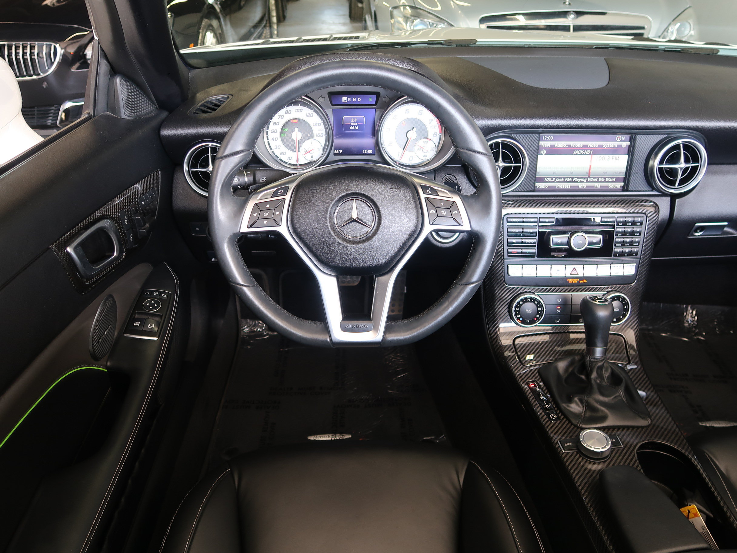 Used 2015 Mercedes-Benz SLK 250 image 20