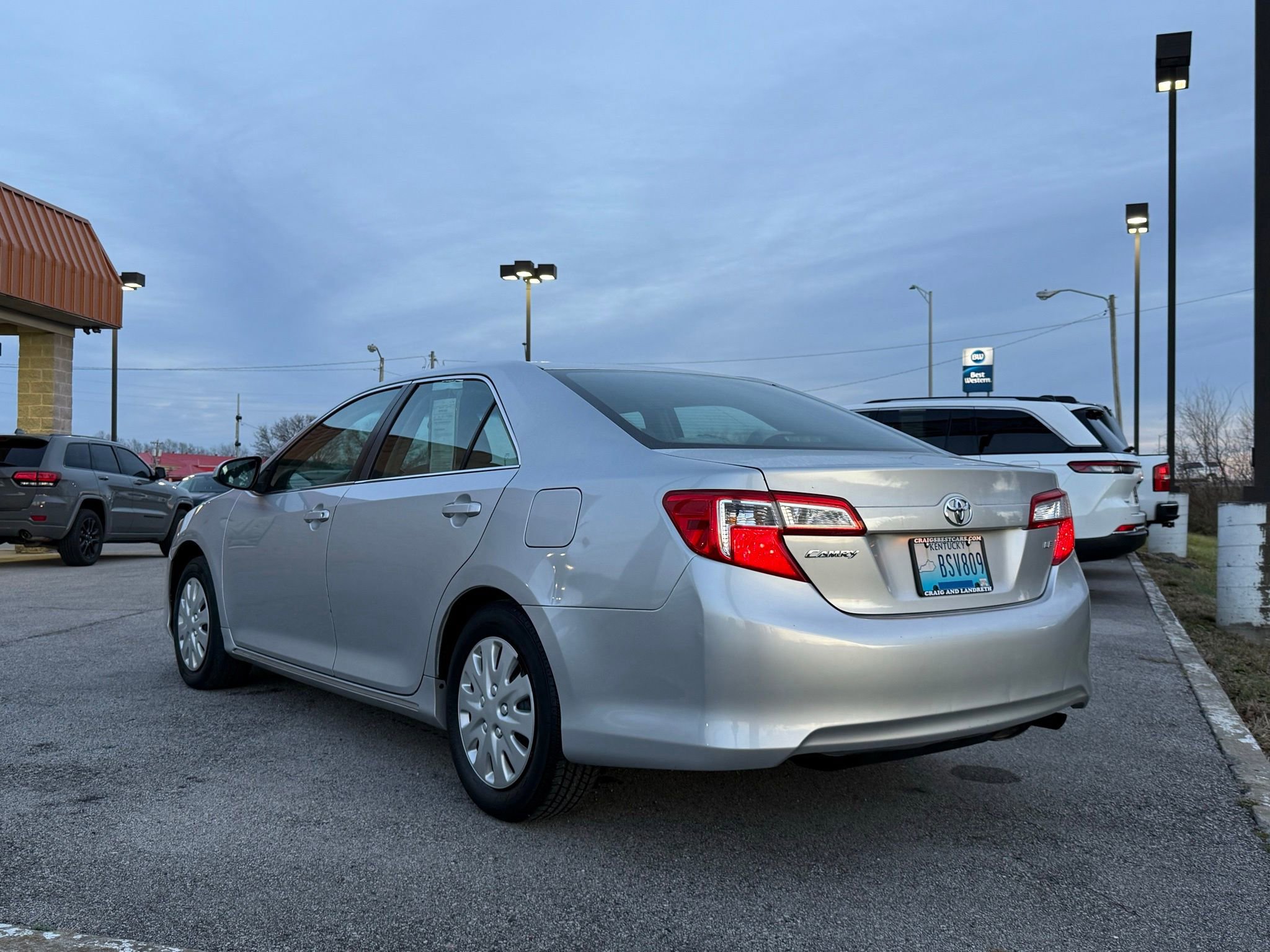 Used 2013 Toyota Camry image 3