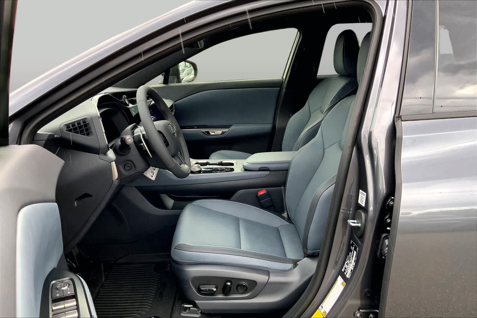 New 2026 Lexus RZ 450e AWD w/ Technology Package image 9