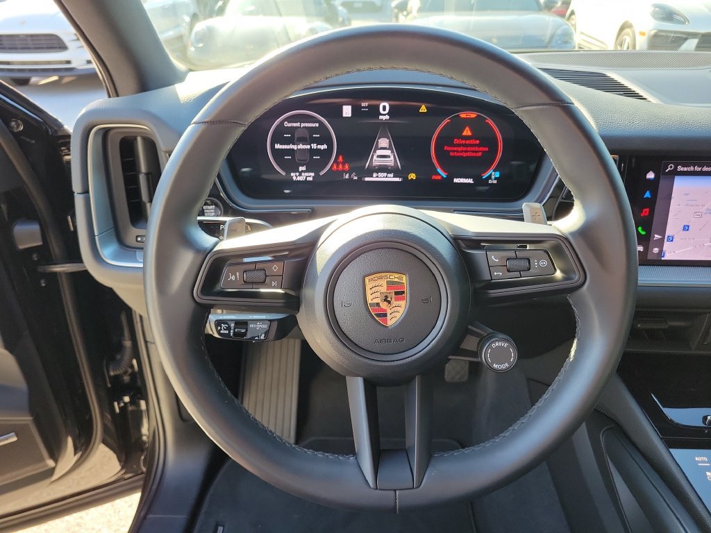Certified 2026 Porsche Cayenne AWD/4WD image 32