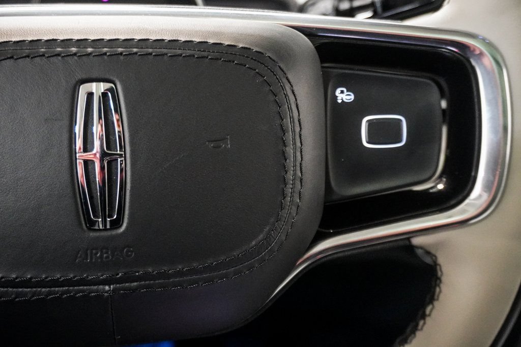 Used 2025 Lincoln Navigator L Reserve AWD/4WD image 19