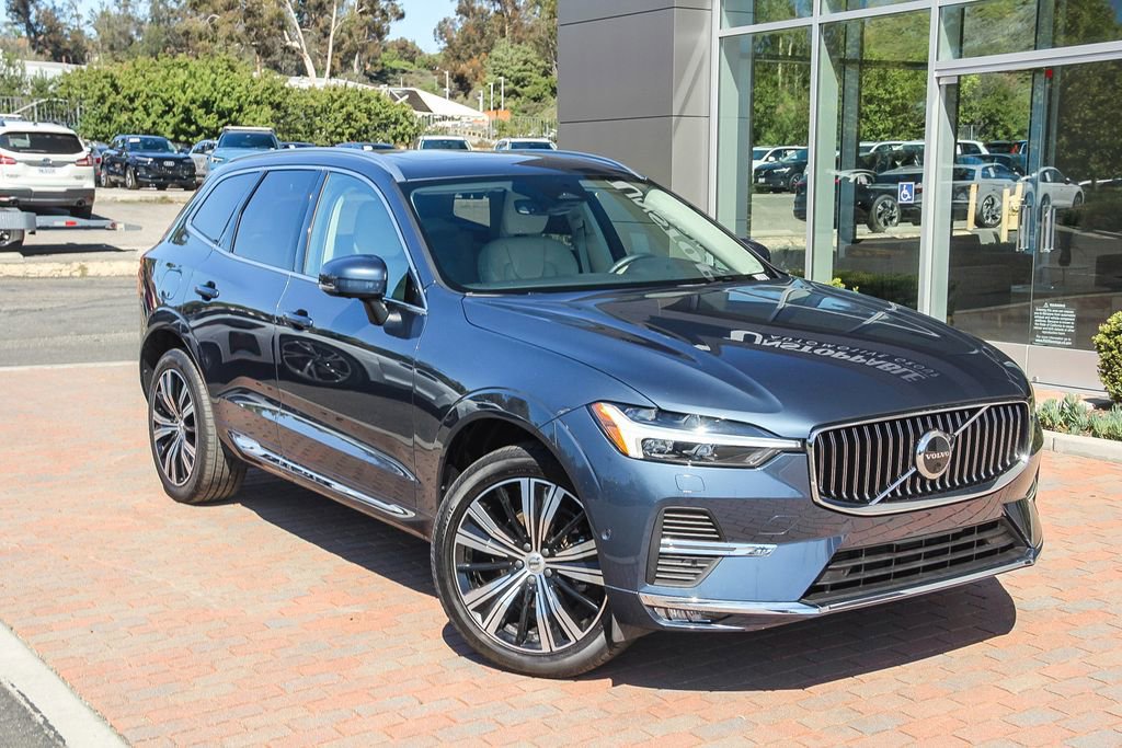 Certified 2023 Volvo XC60 B5 Plus w/ Protection Package Premier