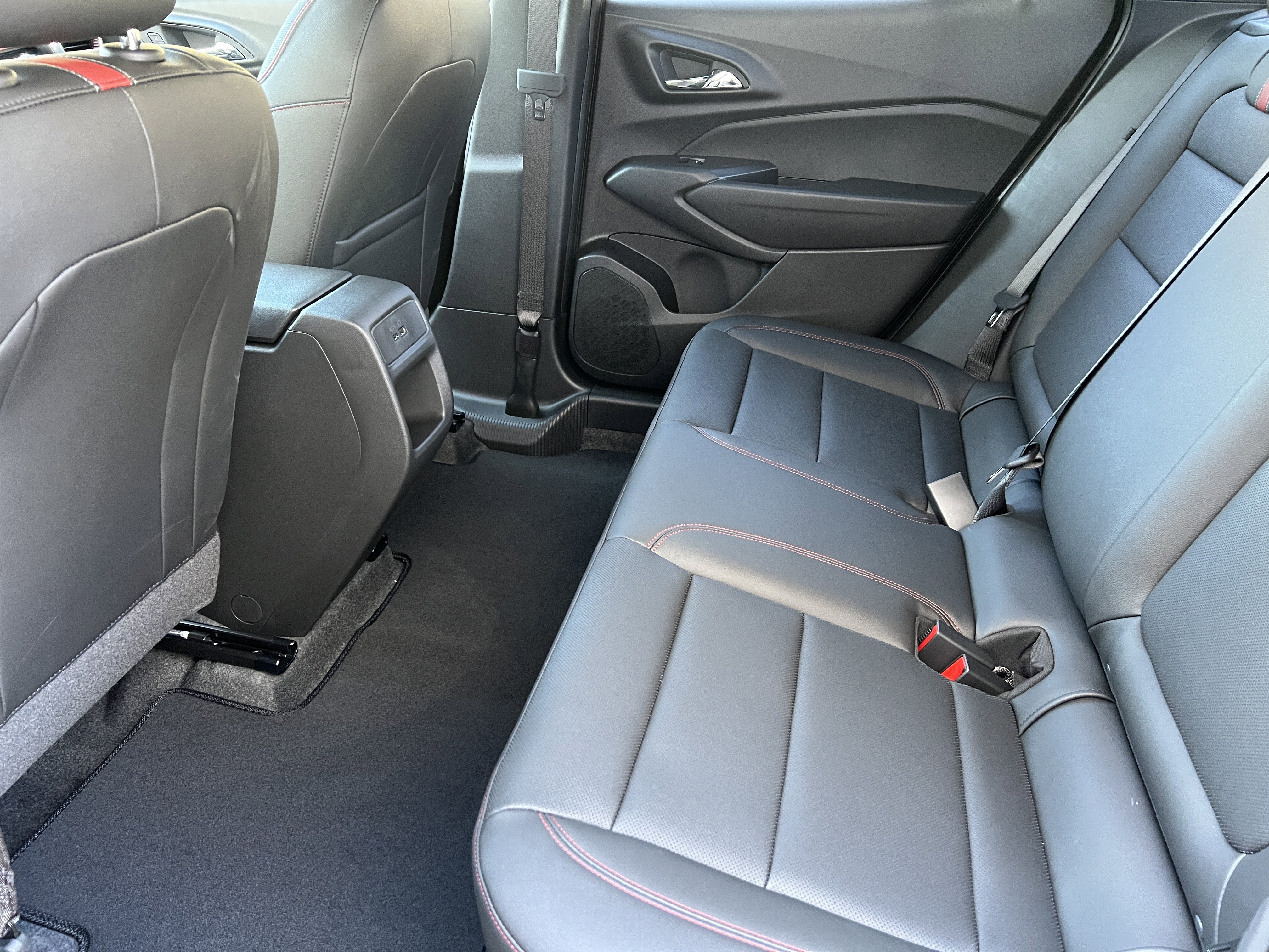 New 2026 Chevrolet Trax RS w/ Driver Confidence Package FWD image 16