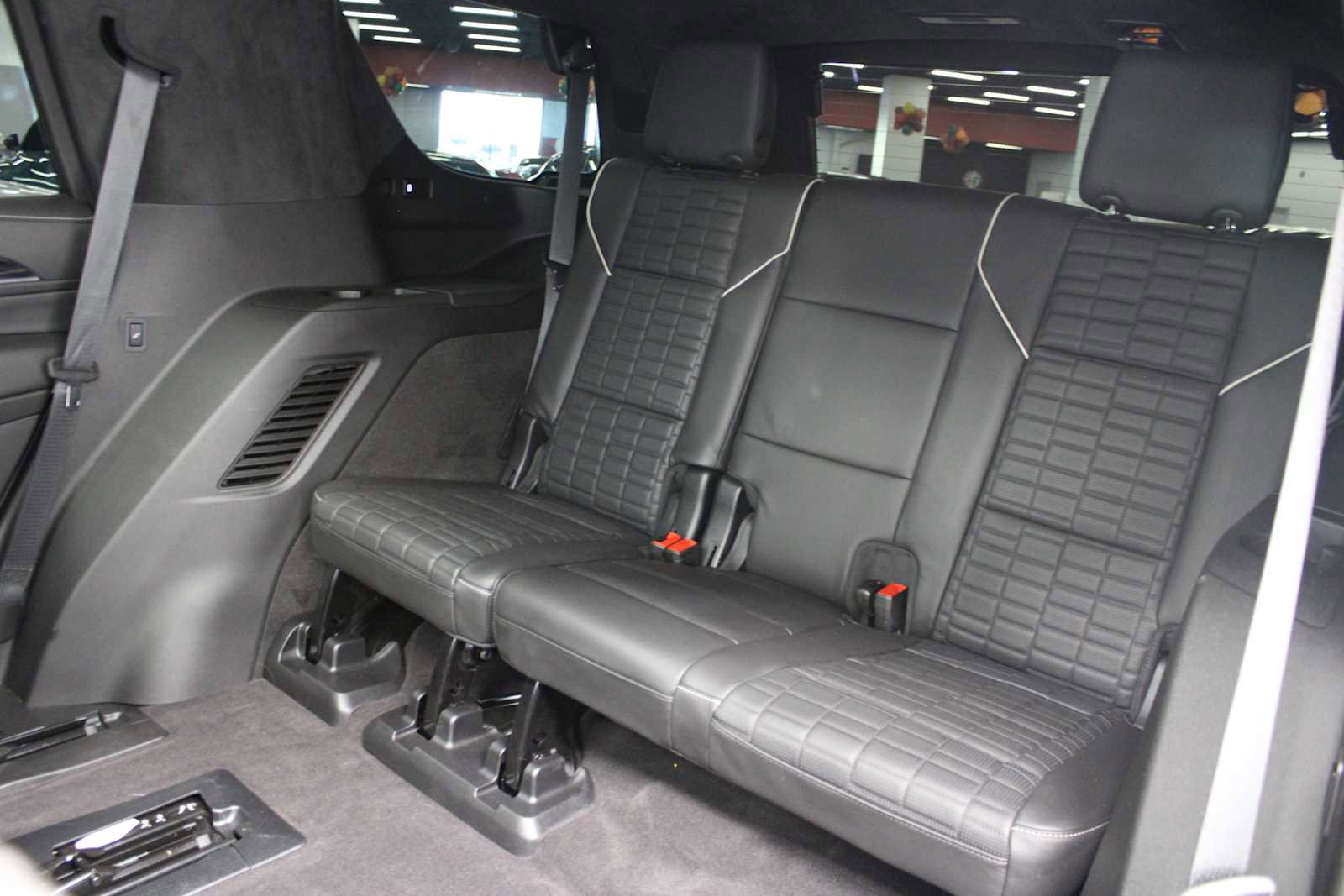 Used 2023 Cadillac Escalade V w/ LPO, ONYX Package image 62