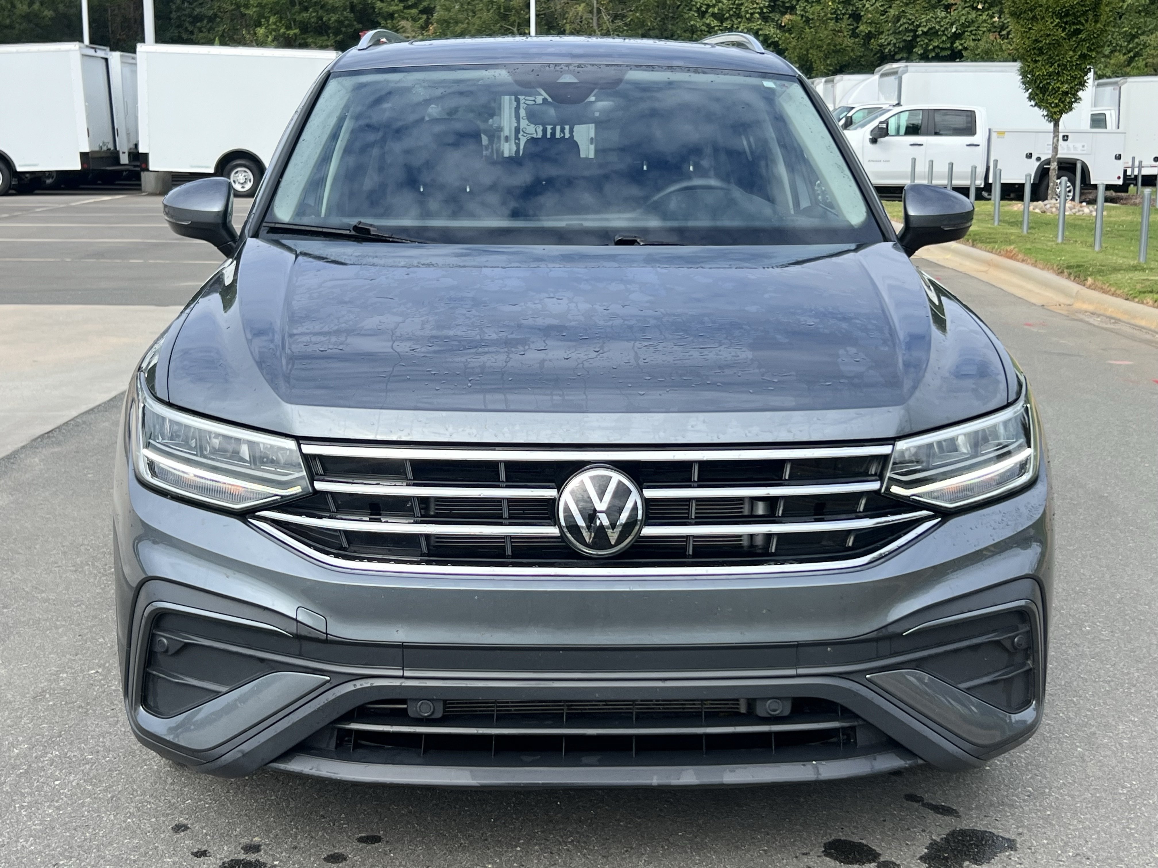Used 2024 Volkswagen Tiguan SE AWD/4WD image 22