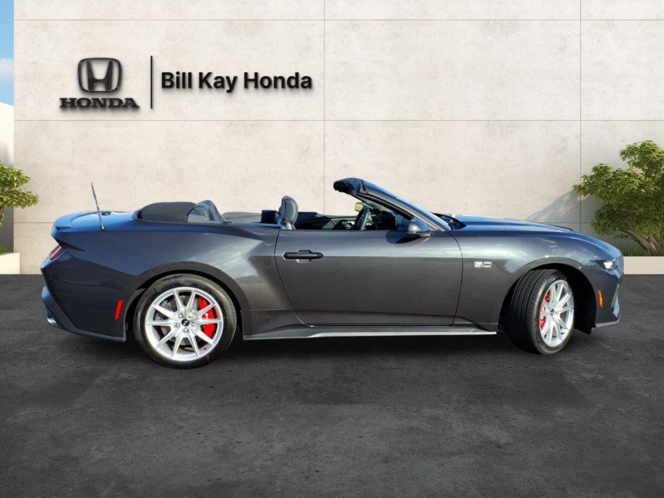 Used 2024 Ford Mustang GT Premium RWD image 2