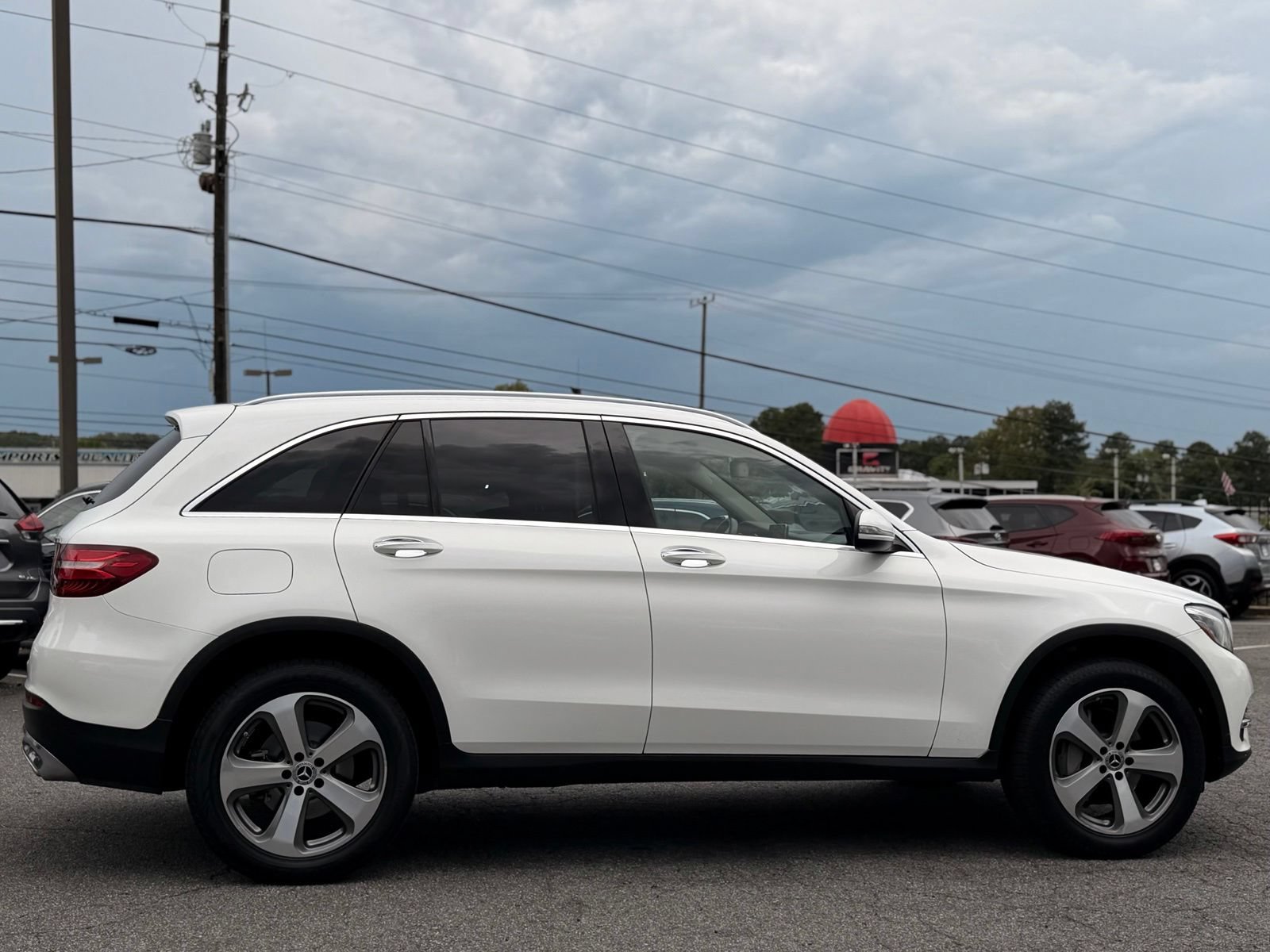 Used 2019 Mercedes-Benz GLC 300 image 6