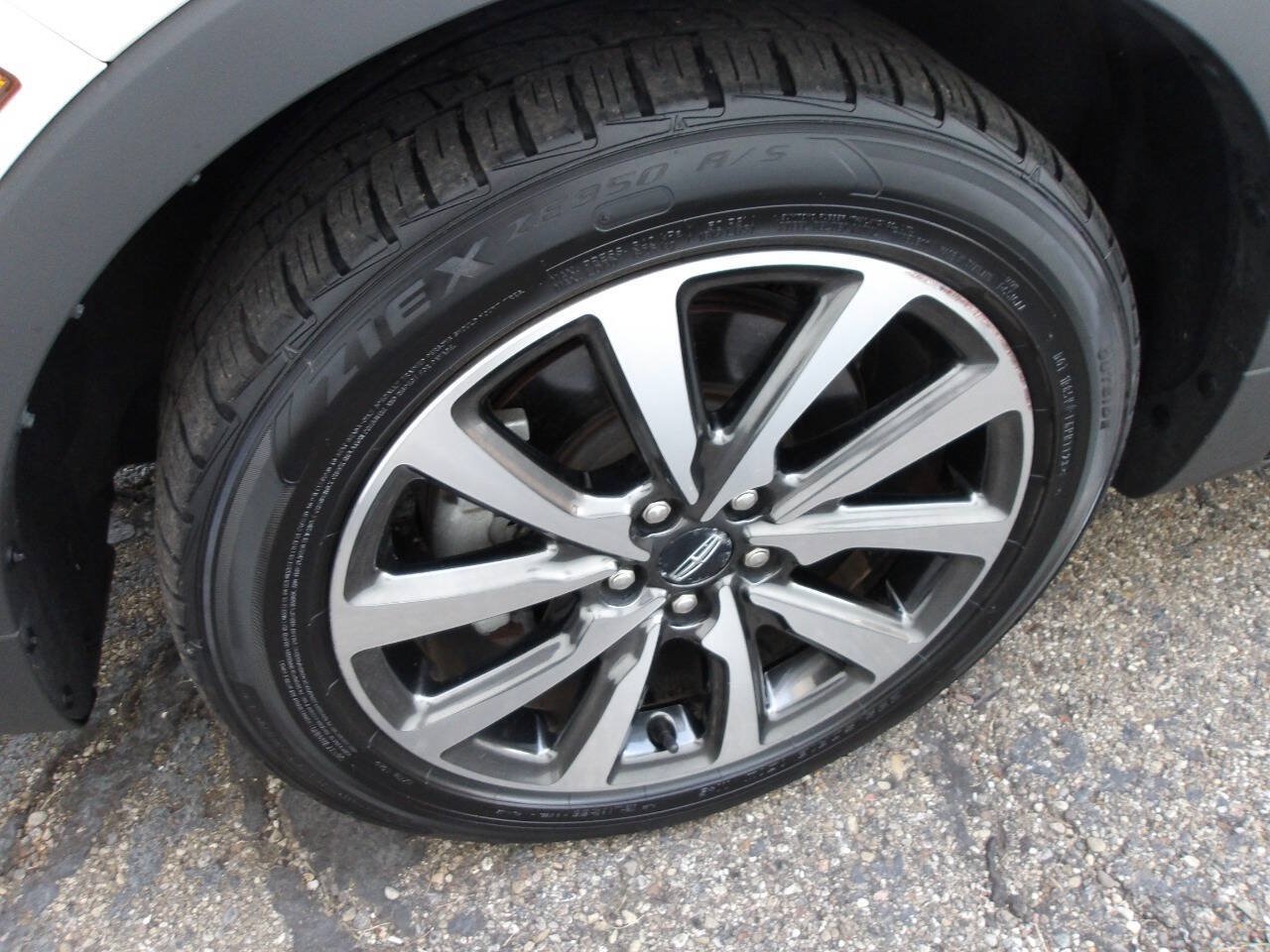 Used 2019 Lincoln MKC Reserve w/ MKC Climate Package FWD image 38