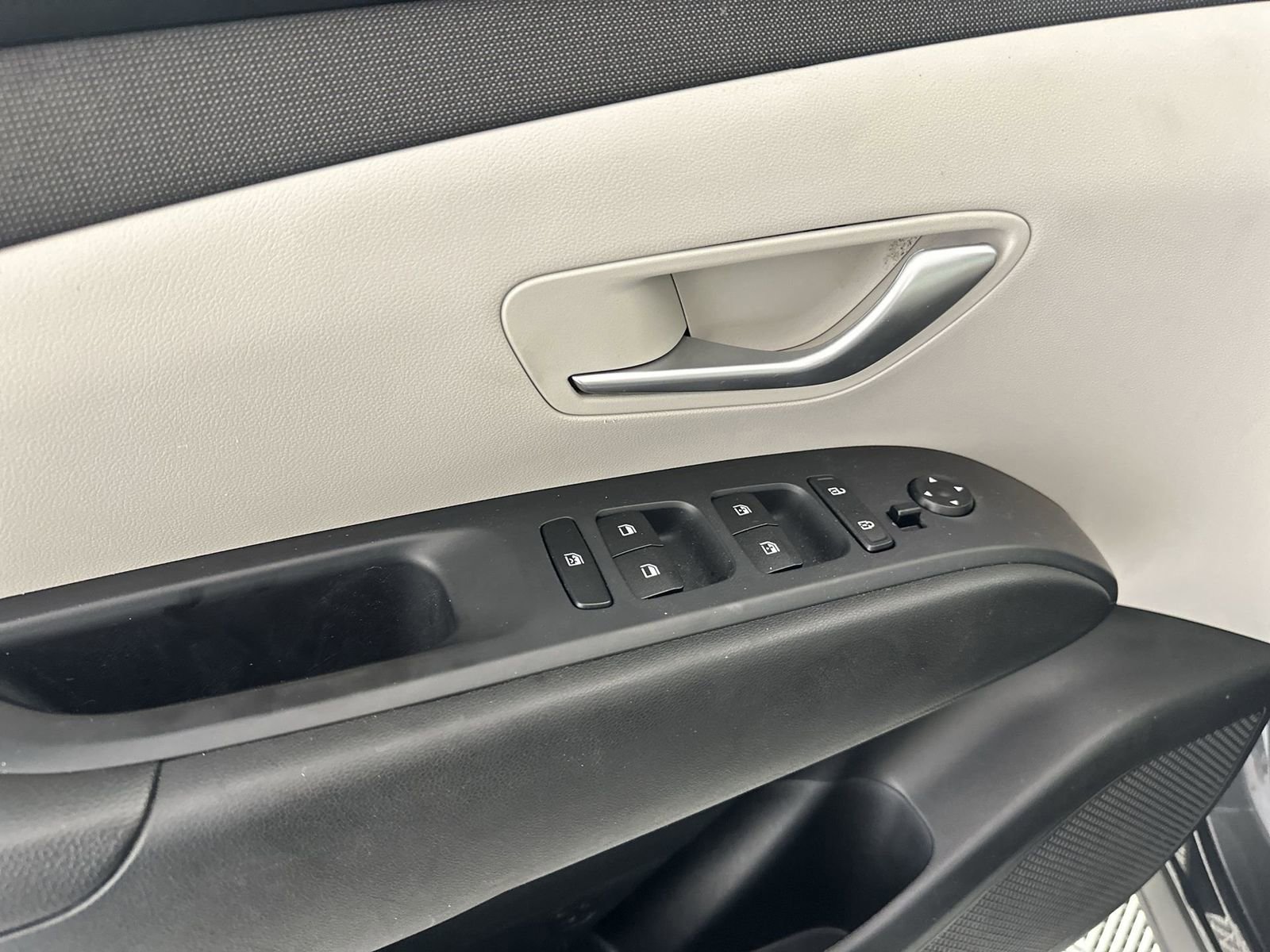 Used 2023 Hyundai Tucson SEL w/ Convenience Package FWD image 13