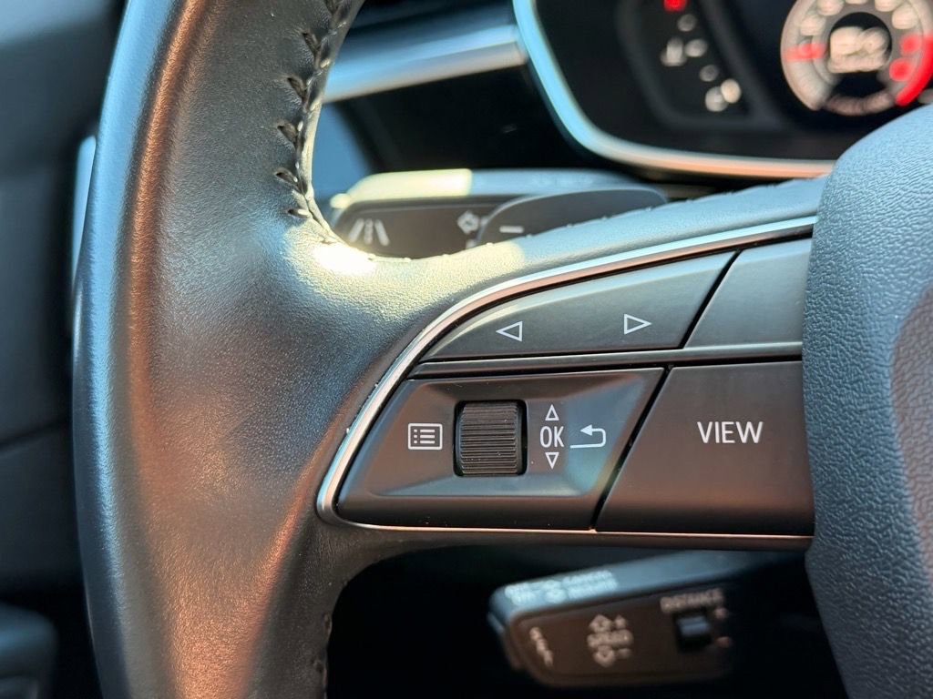 Used 2019 Audi Q3 2.0T Prestige AWD/4WD image 16